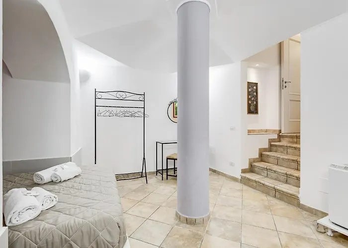 Spacious Loft In The Heart Of Rom